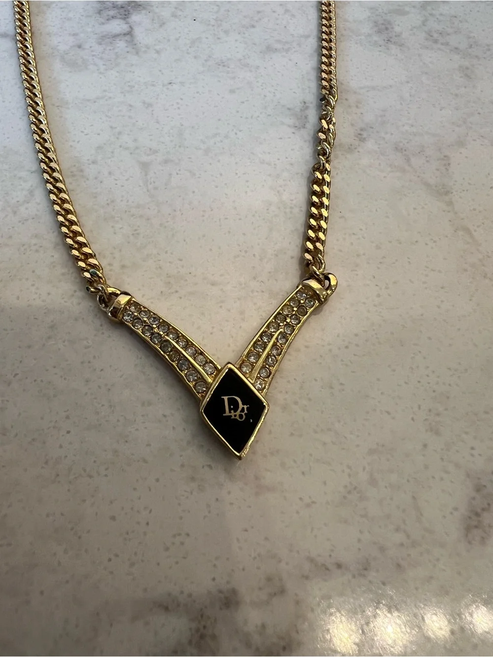 Dior chic necklace